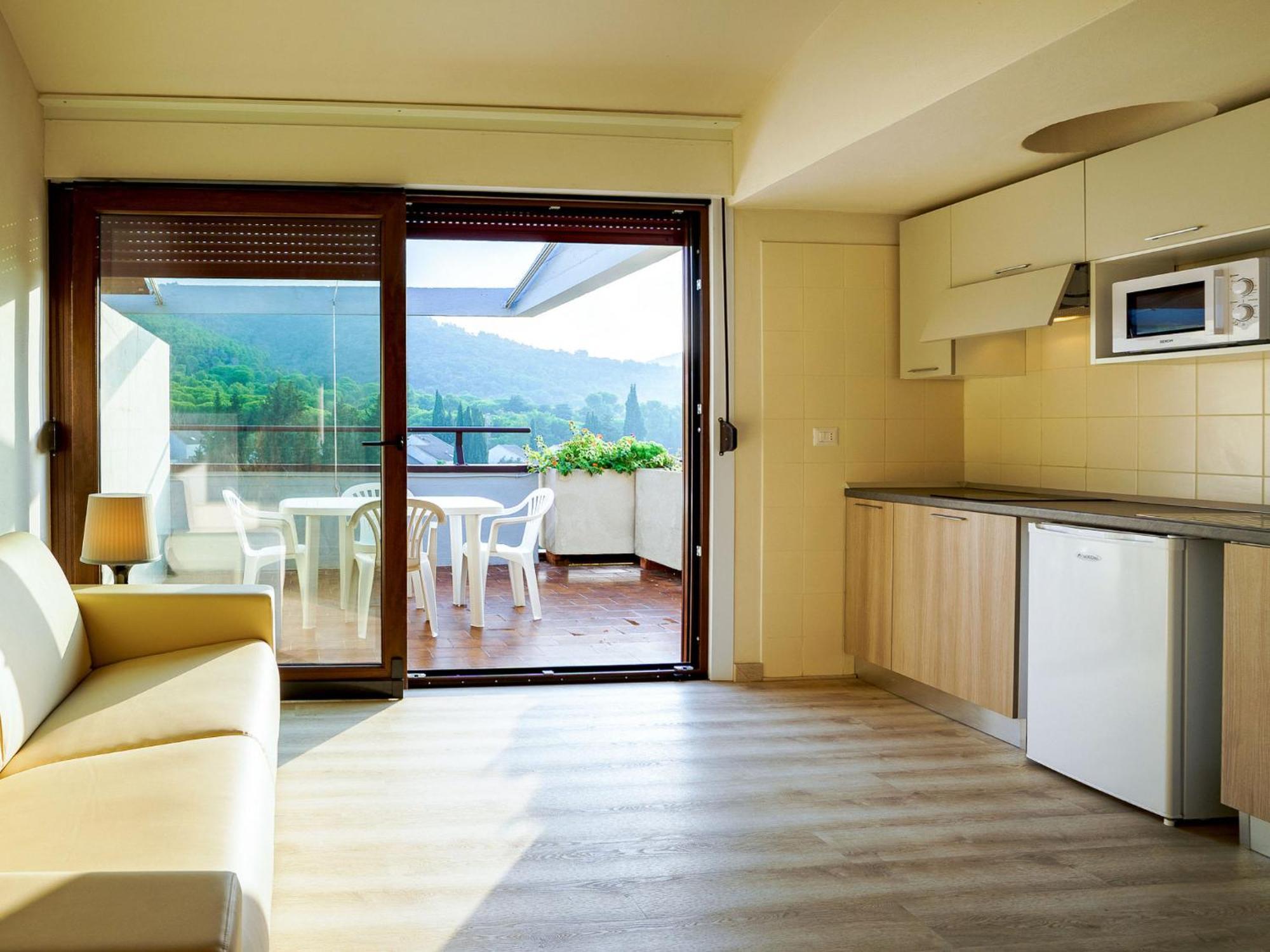 Holiday Home Twoo-Room Comfort By Interhome Castiglione della Pescaia Exterior photo
